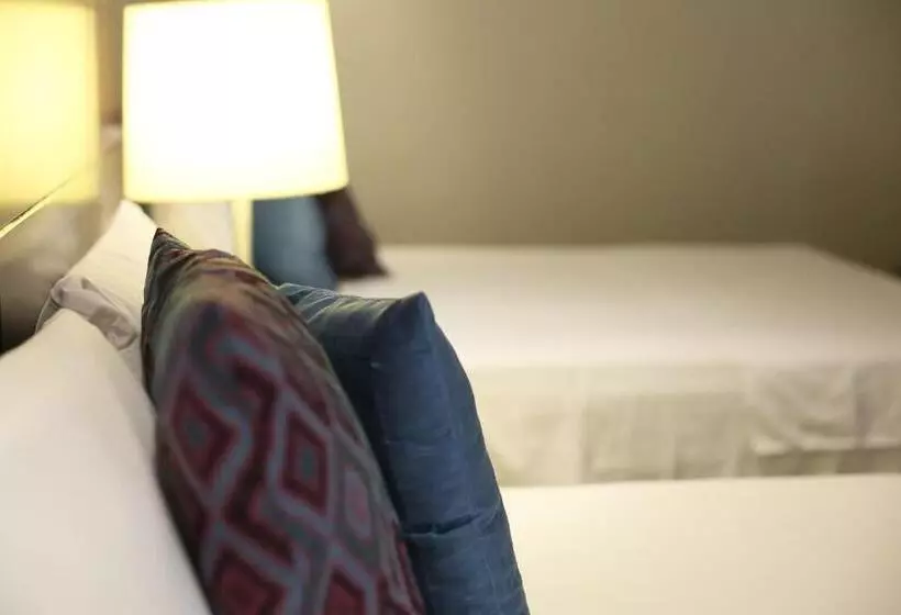 Punto Madero Hotel & Plaza