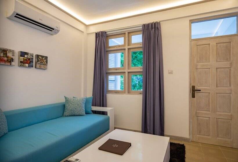 Nh Maldives Kuda Rah Resort   Stays Of 3 Nights Or More, 50 Percent Off Shared Roundtrip Transport