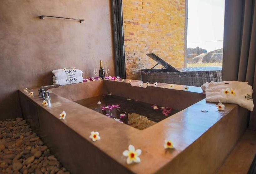 استراحتگاه Isalo Rock Lodge