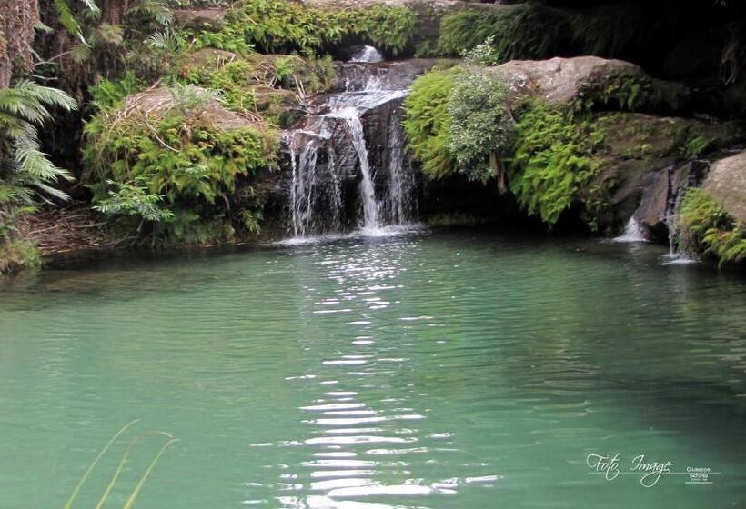 استراحتگاه Isalo Rock Lodge