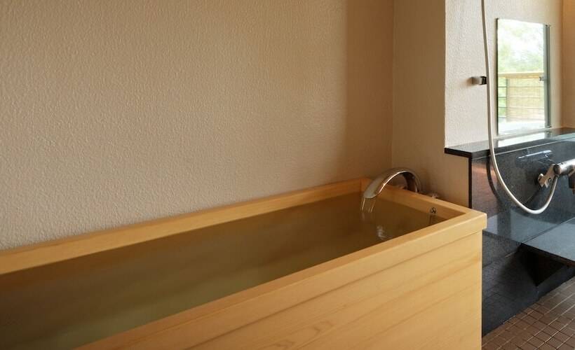 ريوكان Nagisatei Taroan