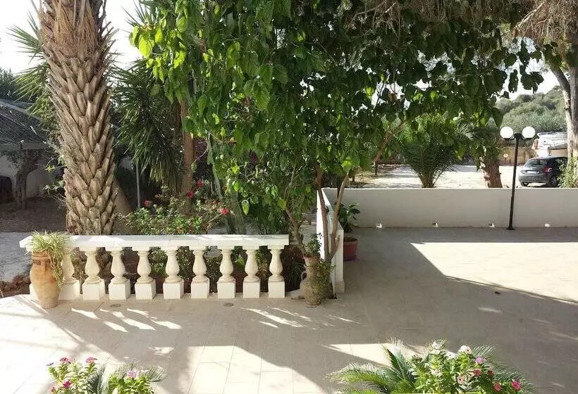 Aamiaismajoitus (B&B) Baglio Il Giovinetto