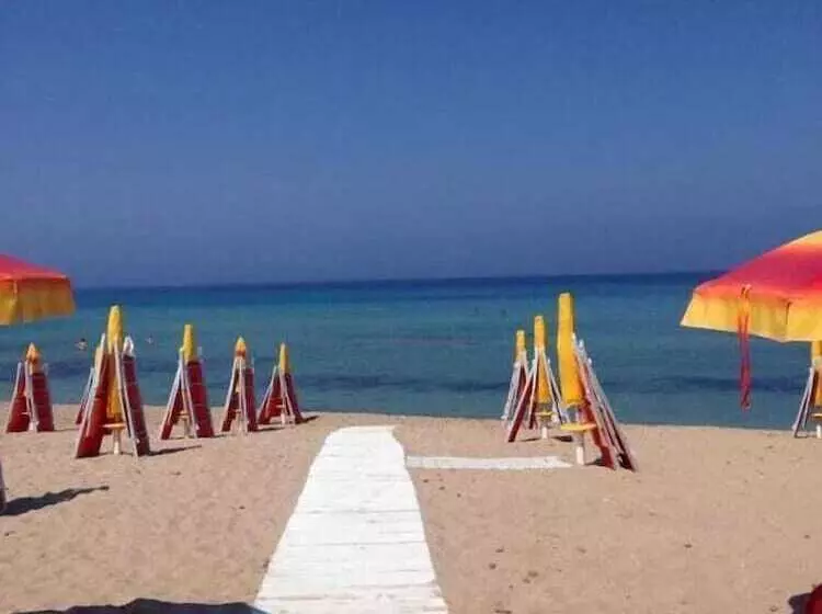 Aamiaismajoitus (B&B) Baglio Il Giovinetto