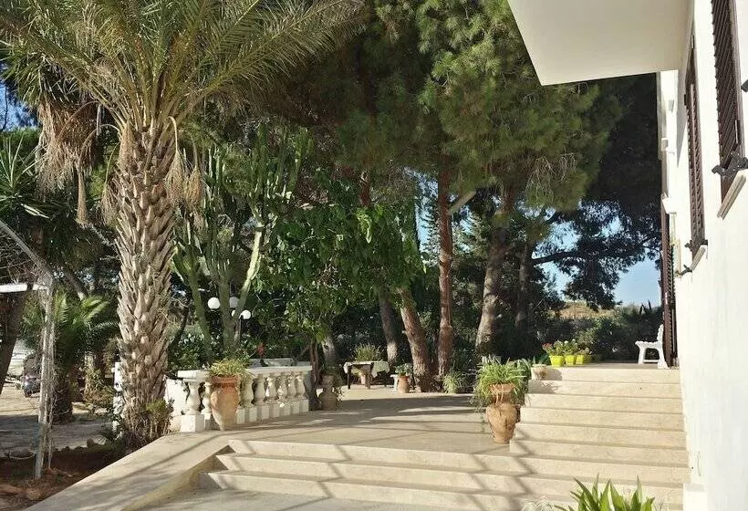 Aamiaismajoitus (B&B) Baglio Il Giovinetto