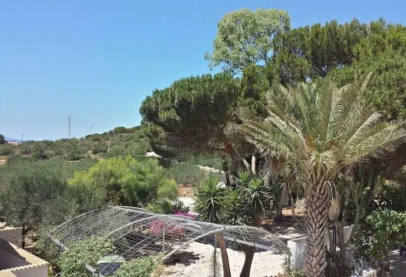 Aamiaismajoitus (B&B) Baglio Il Giovinetto