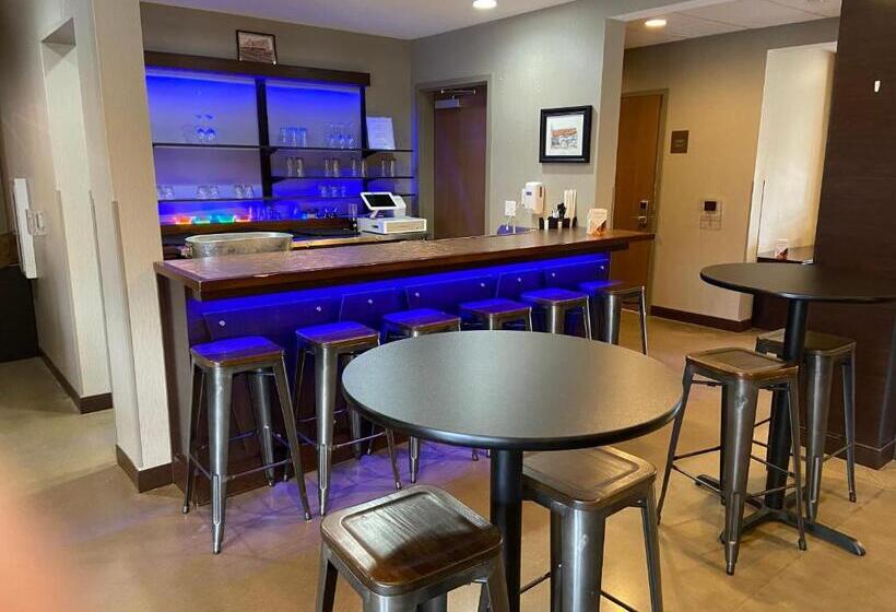 Отель Comfort Inn