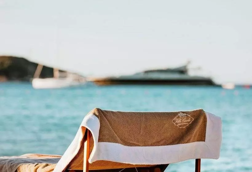 هتل Relais Villa Carola