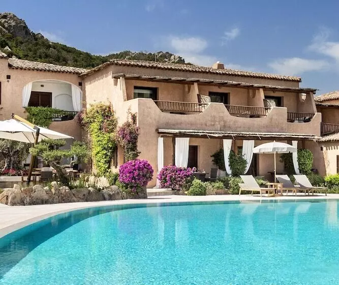 هتل Relais Villa Carola