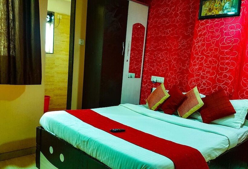 Hotelli O Nirsukh Palace