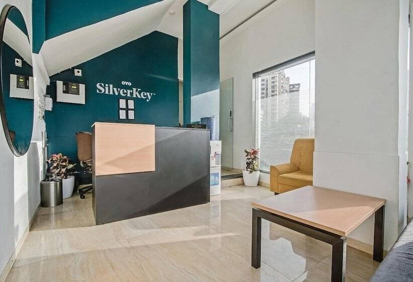 Hotelli O Nirsukh Palace