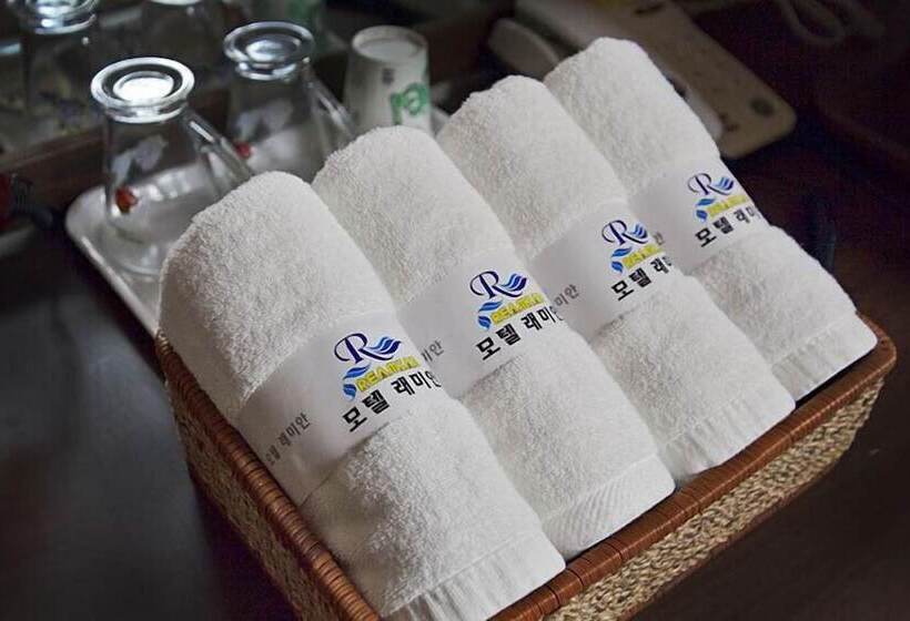 Motel Boryeong Raemian