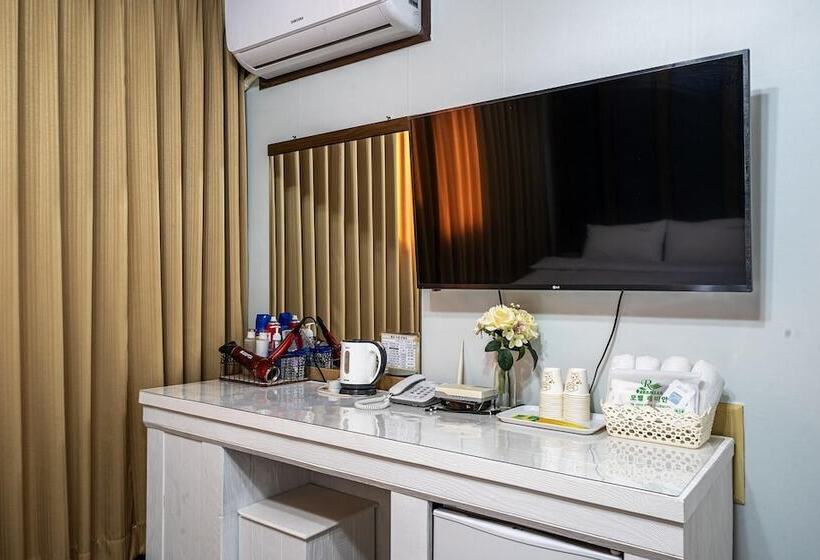 Motel Boryeong Raemian
