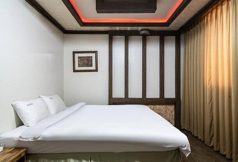 Motel Boryeong Raemian