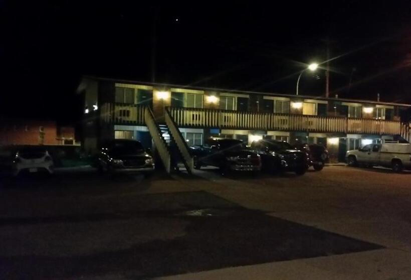 モーテル Ranchland Inn