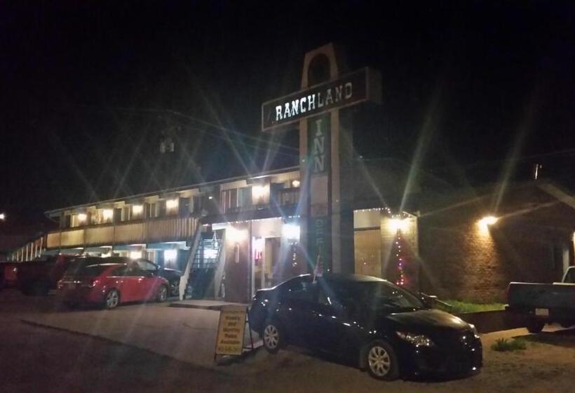 モーテル Ranchland Inn
