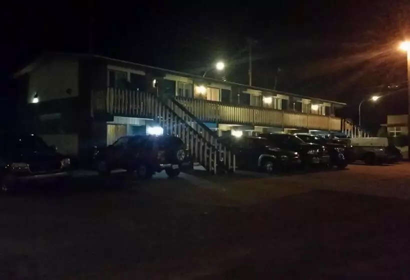 Motelli Ranchland Inn