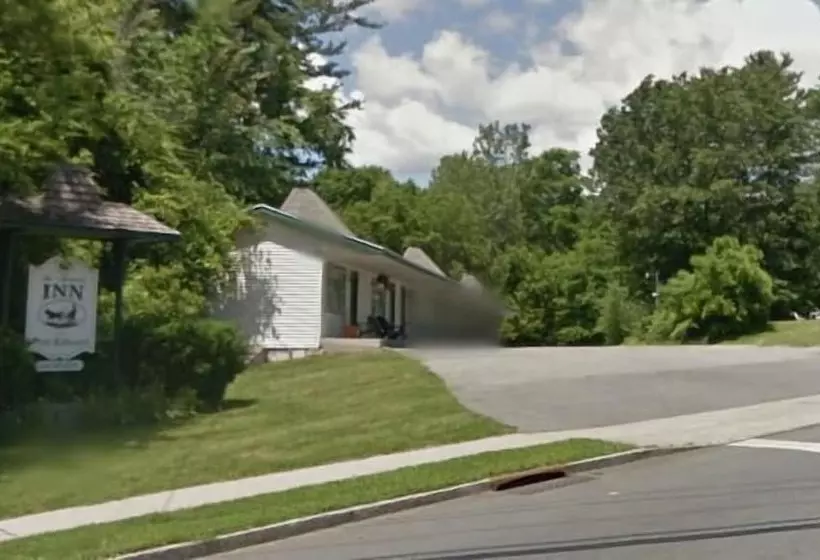 モーテル Spring Motor Inn