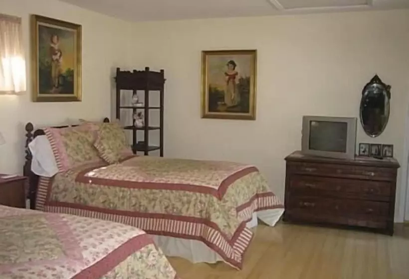 モーテル Spring Motor Inn