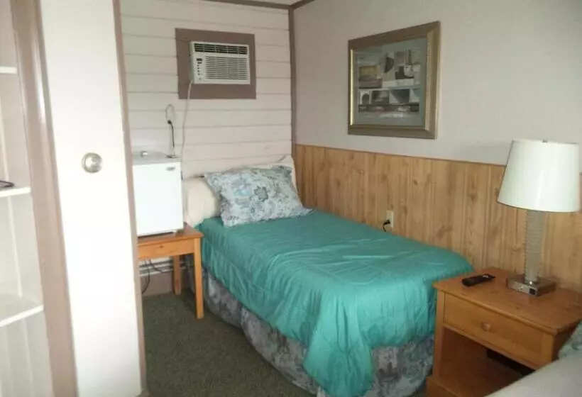 Mount Blue Motel