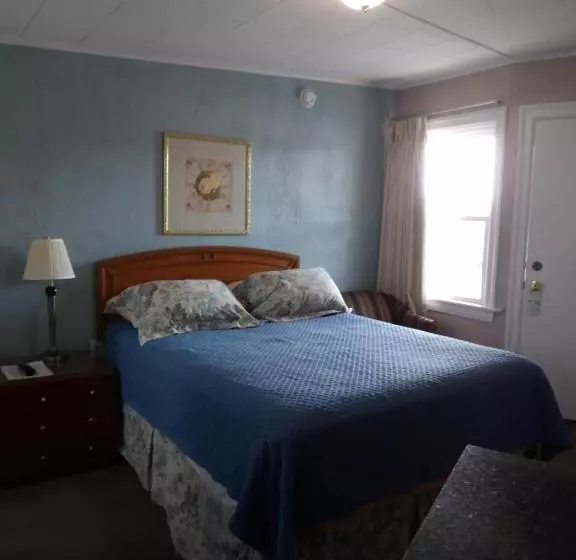 Mount Blue Motel