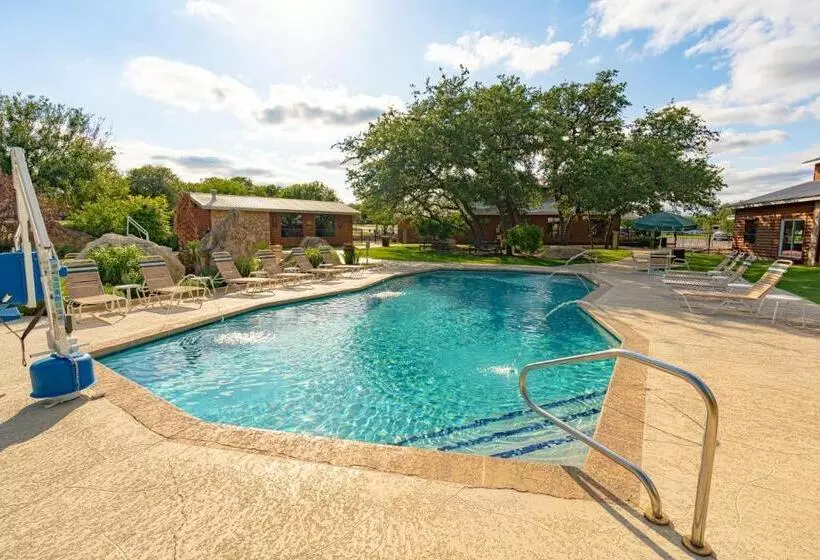 リゾートホテル Sun Outdoors Lake Travis