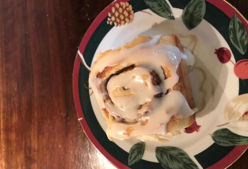 Simmons Bond Inn Bed & Breakfast