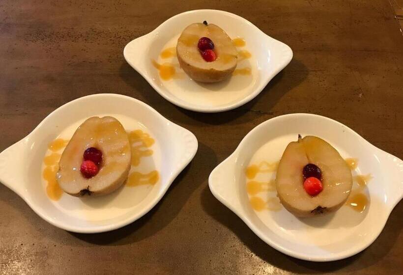 Simmons Bond Inn Bed & Breakfast