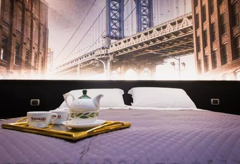 ベッドアンドブレックファースト Palazzo Rosso