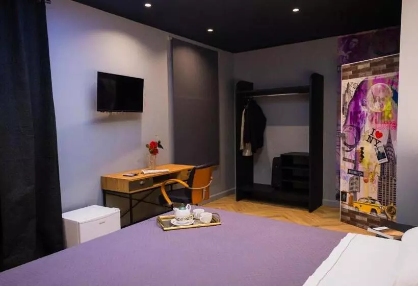 ベッドアンドブレックファースト Palazzo Rosso