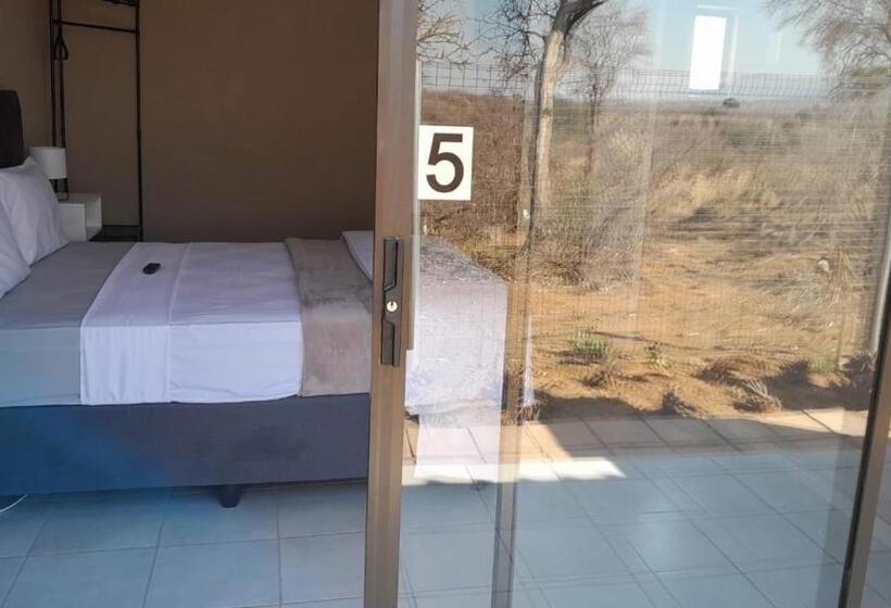 ベッドアンドブレックファースト Riverview Pool Resort And Lodge