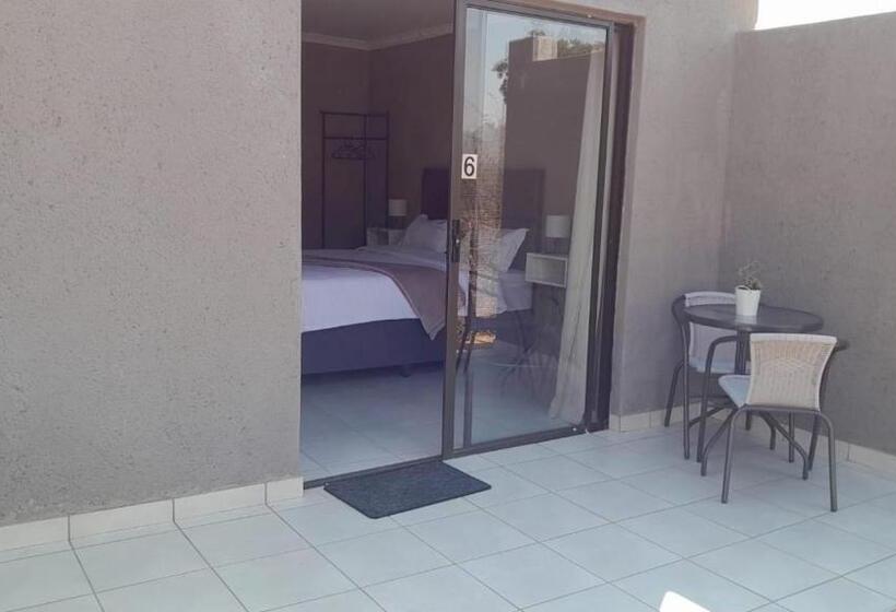 ベッドアンドブレックファースト Riverview Pool Resort And Lodge