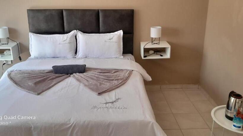 ベッドアンドブレックファースト Riverview Pool Resort And Lodge