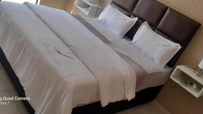 ベッドアンドブレックファースト Riverview Pool Resort And Lodge