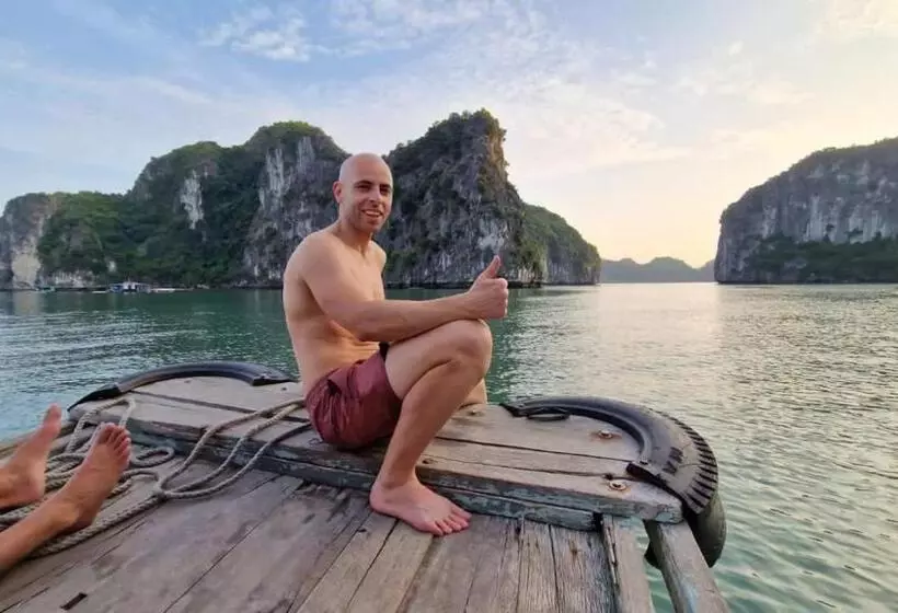 هتل Cat Ba Madame Duyen