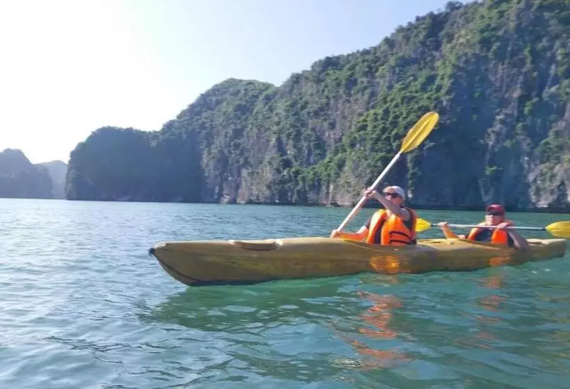 هتل Cat Ba Madame Duyen