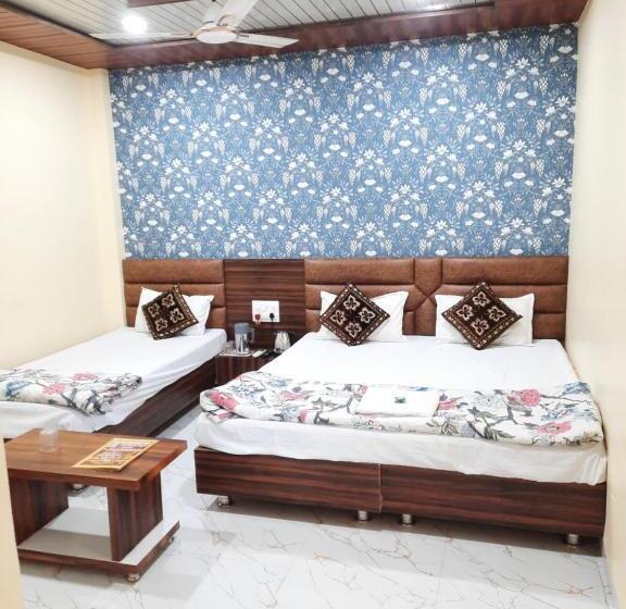 בית מלון כפרי Ganga Sagar