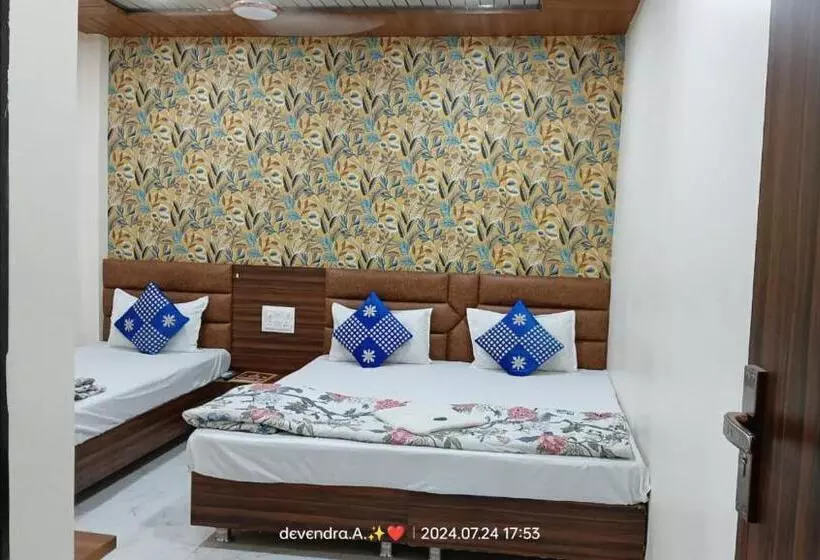 ホテル Ganga Sagar