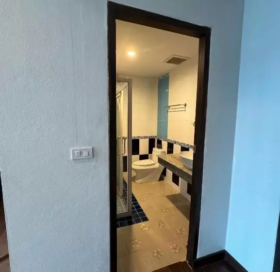 هتل Near Airport Chiang Mai