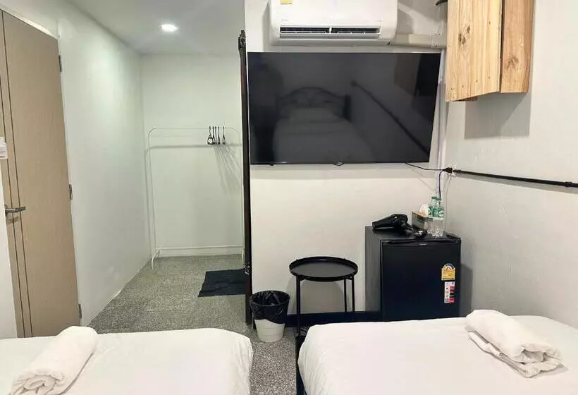 هتل Near Airport Chiang Mai