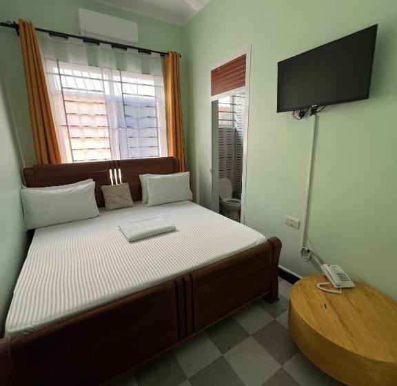 هتل Palm View Lodge Kinyerezi