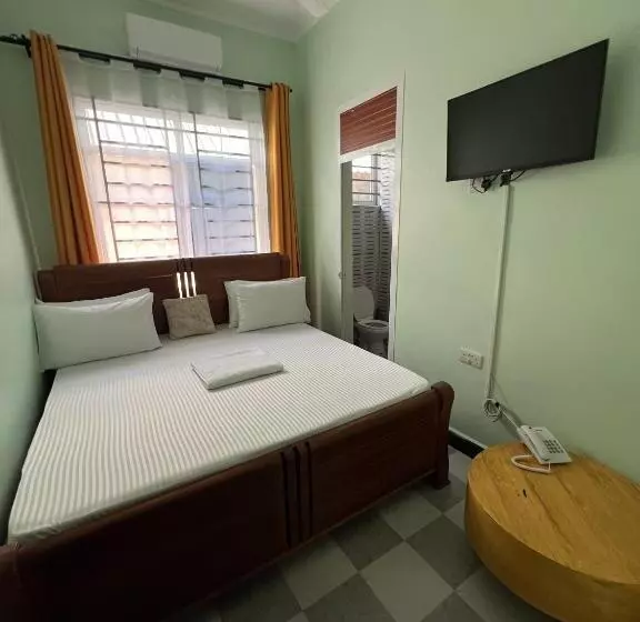 هتل Palm View Lodge Kinyerezi