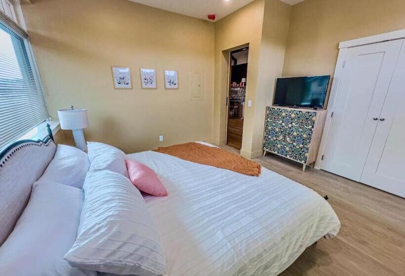 Otel Peach Street Inn Suite 2