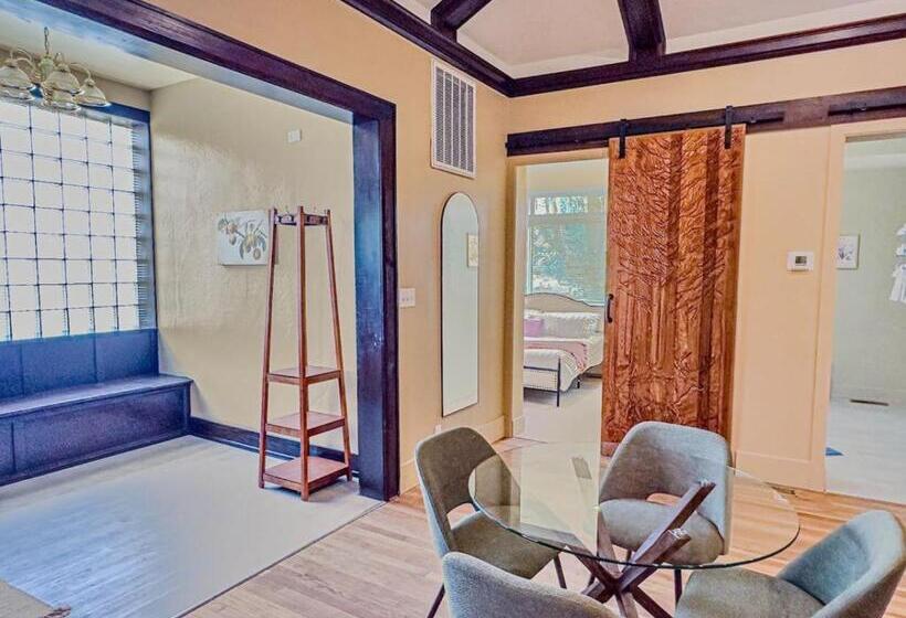 Otel Peach Street Inn Suite 2