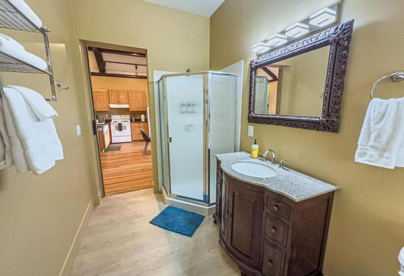 Otel Peach Street Inn Suite 2