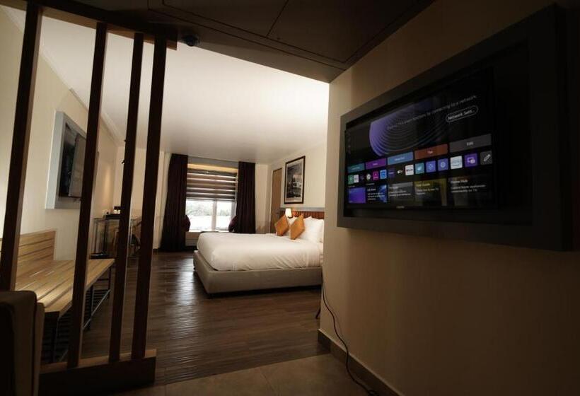 هتل The Grand Sona