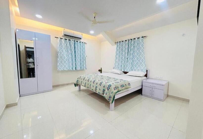 Отель White Blossom Villa