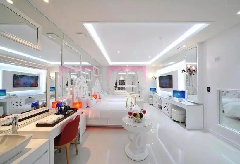 هتل Mokpo Myeongpum