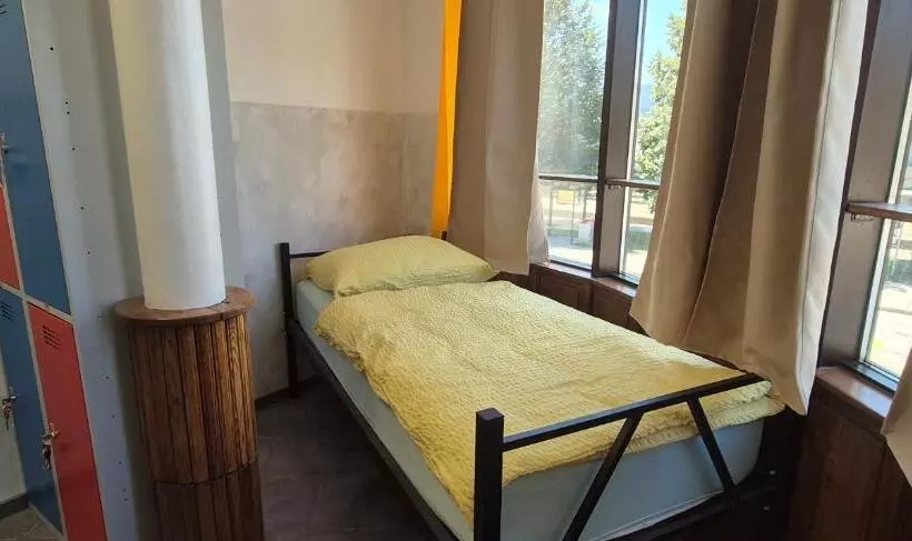 هاستل Bled Lesce Station Rooms And Beds