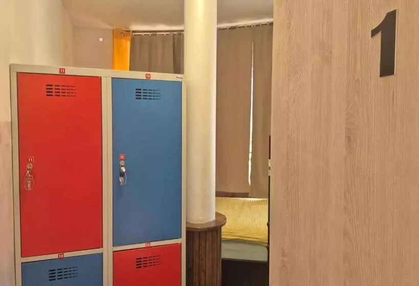 هاستل Bled Lesce Station Rooms And Beds