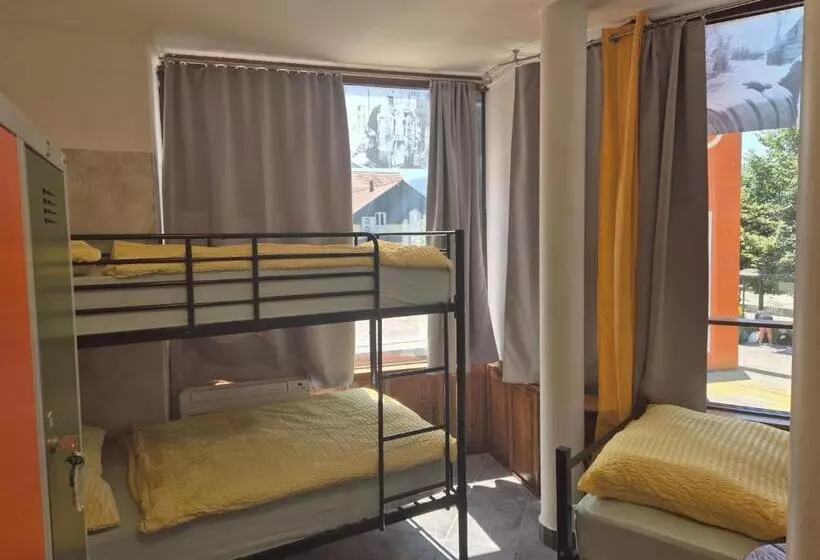 هاستل Bled Lesce Station Rooms And Beds